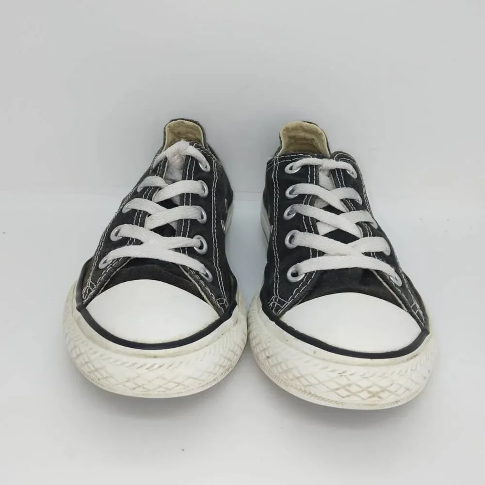 Converse Chuck Taylor AS Girl's Pre-owned Black Low Top Sneakers - sz. 1